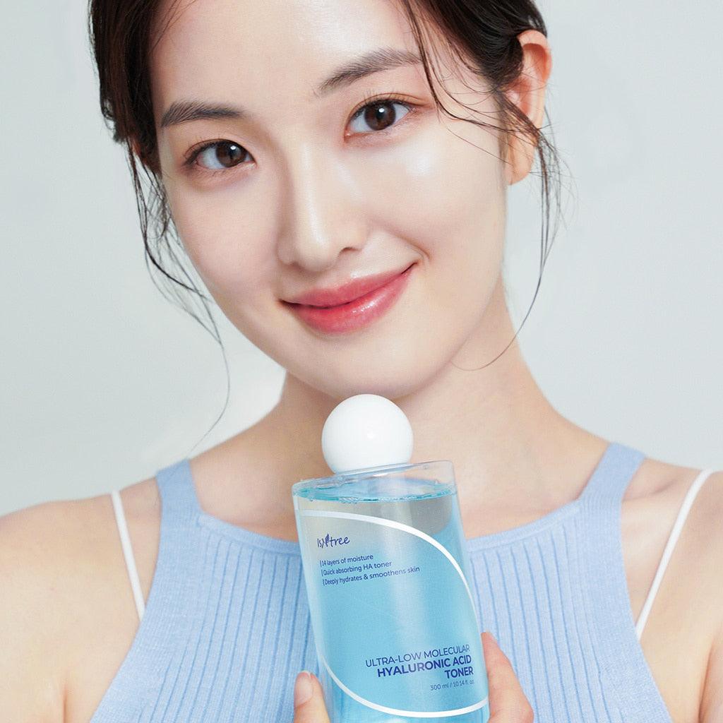 Isntree Ultra-Low Molecular Hyaluronic Acid Toner 300ml at Embé Skin Korean and Japanese Beauty Skincare