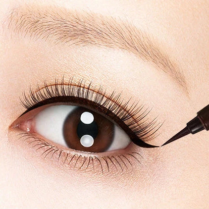 Heroine Make Smooth Liquid Eyeliner