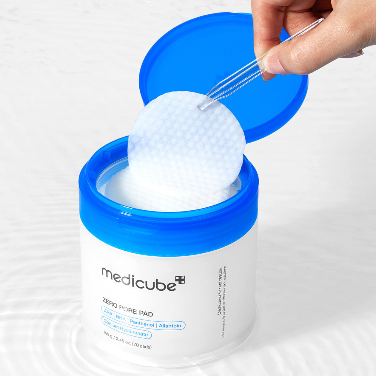 Medicube Zero Pore Pad 2.0 70 Pads at Embé Skin Korean and Japanese Beauty Skincare