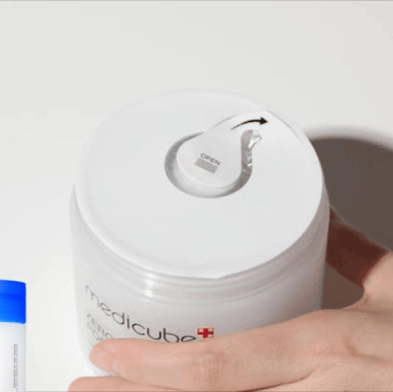 Medicube Zero Pore Pad 2.0 70 Pads at Embé Skin Korean and Japanese Beauty Skincare