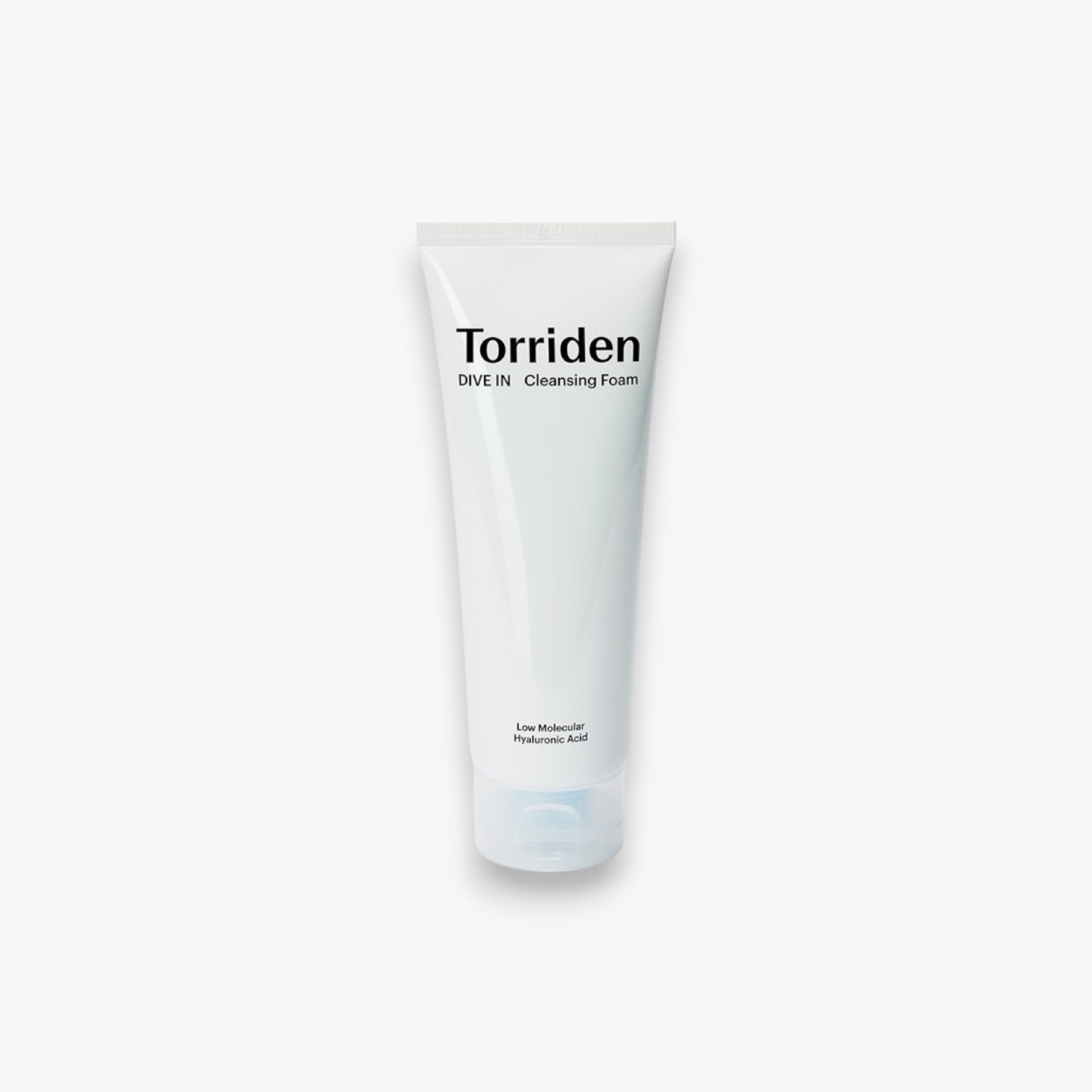 Dive In Low Molecular Hyaluronic Acid Cleansing Foam - Embe Skin