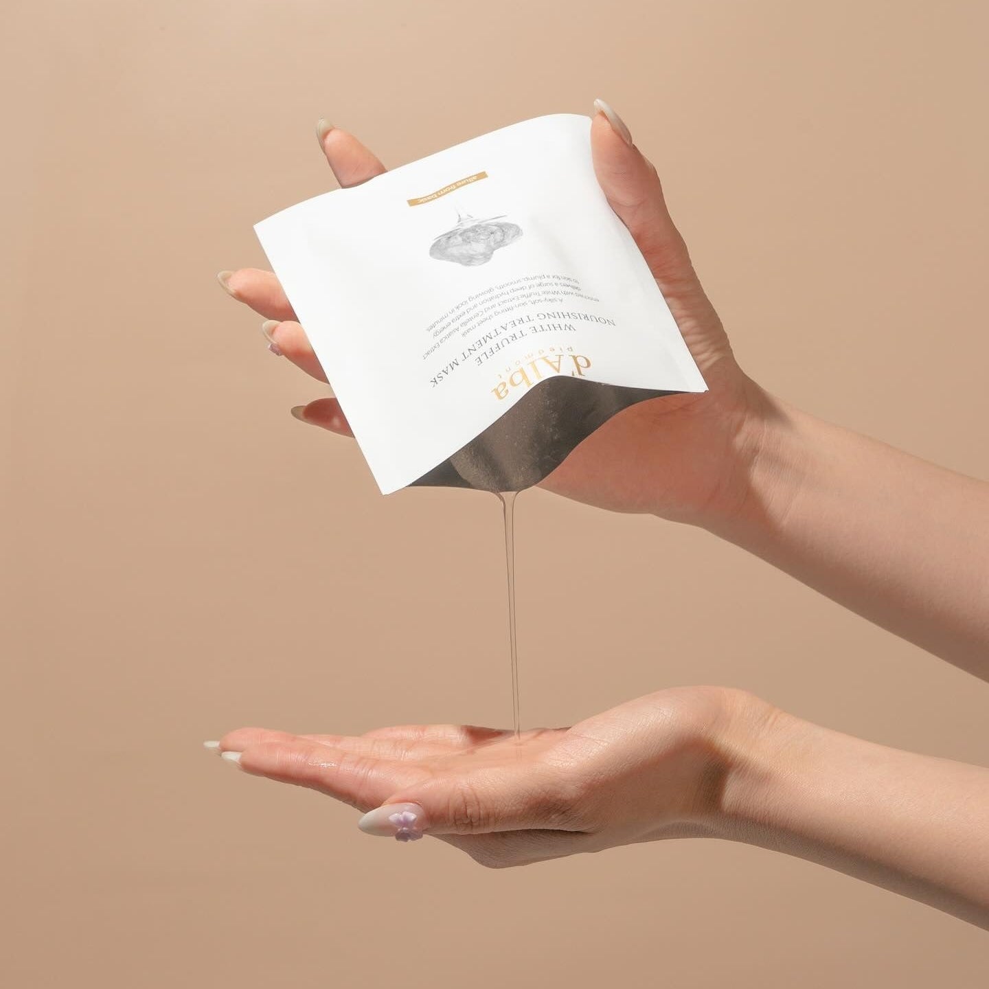 White Truffle Nourishing Treatment Mask