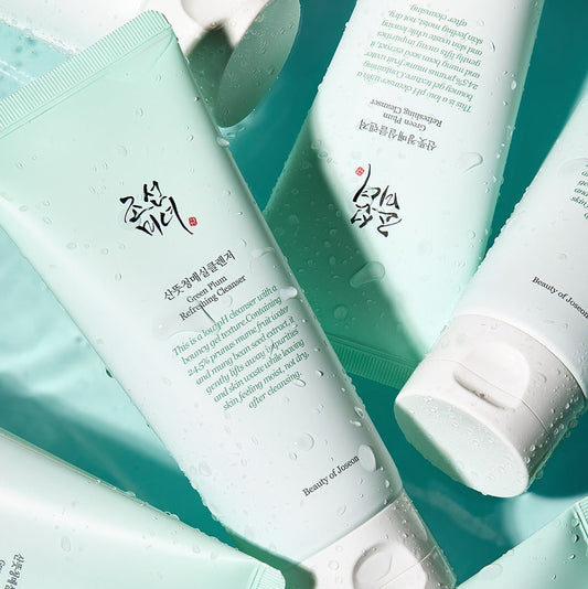 Green Plum Refreshing Cleanser