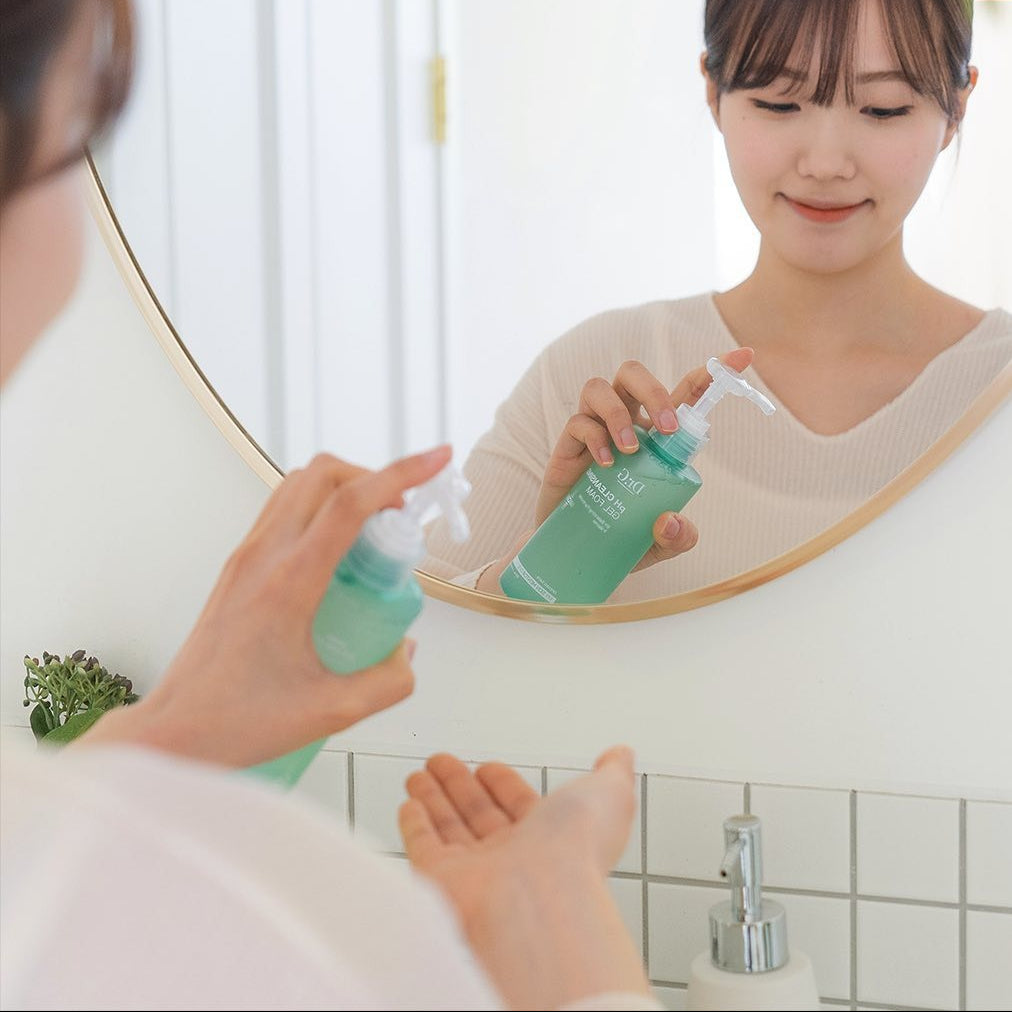 pH Cleansing Gel Foam