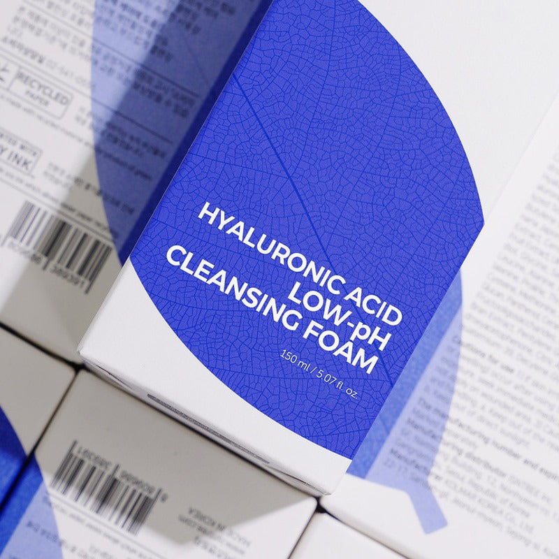 Hyaluronic Acid Low-pH Cleansing Foam